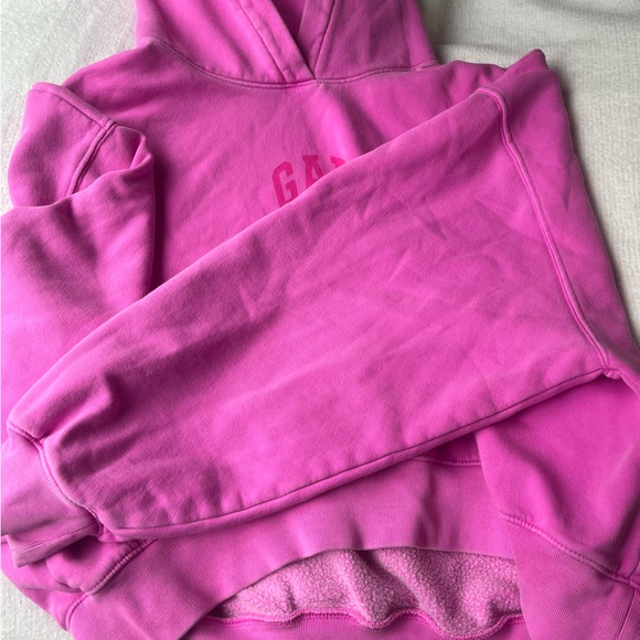 GAP Pink Logo Arch Hoodie - Picture 4 of 5